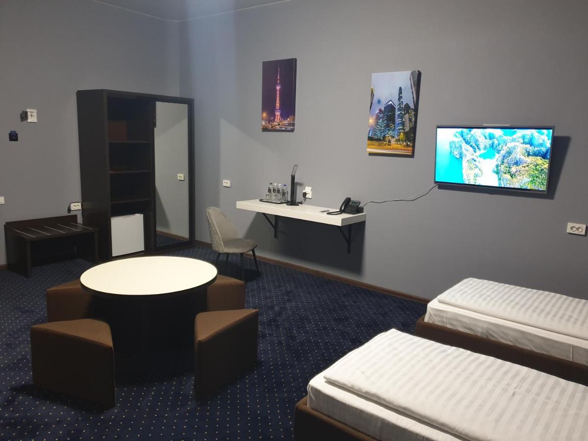 Lex Trend Hotel イルピン エクステリア 写真