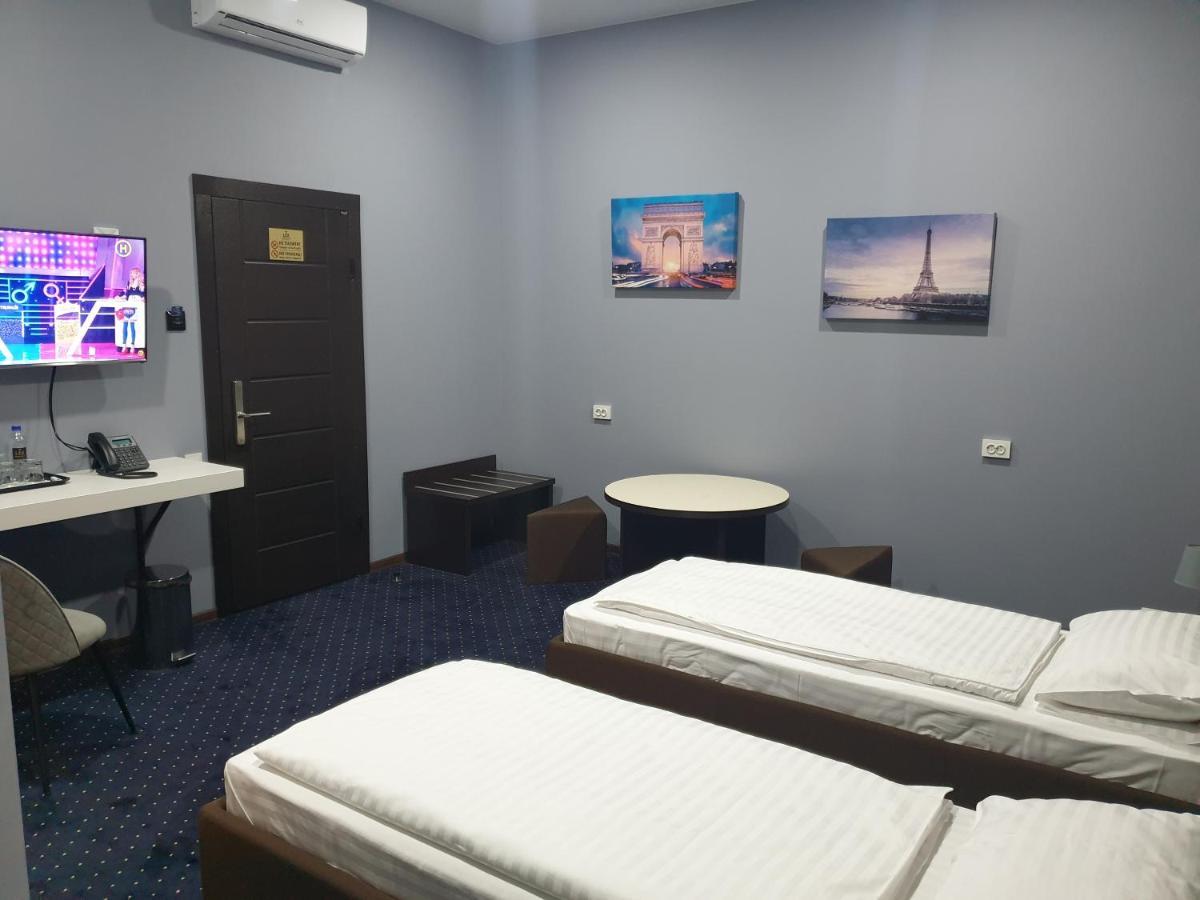 Lex Trend Hotel イルピン エクステリア 写真