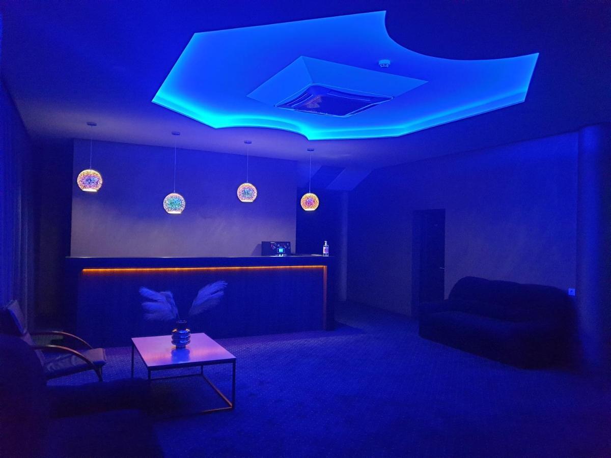 Lex Trend Hotel イルピン エクステリア 写真
