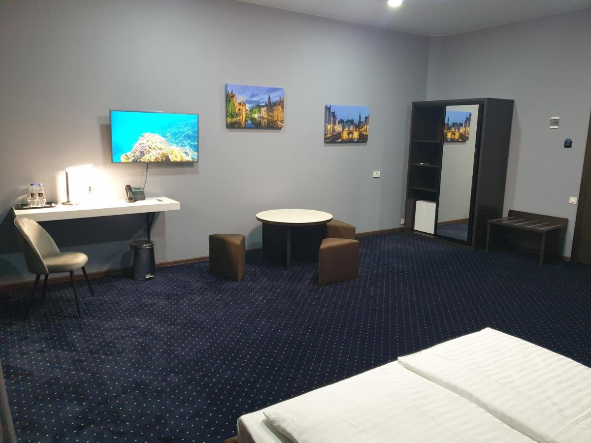 Lex Trend Hotel イルピン エクステリア 写真