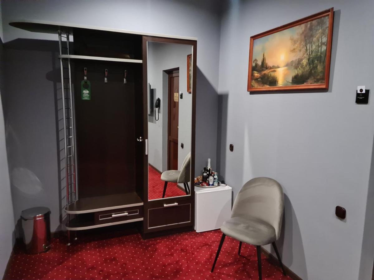 Lex Trend Hotel イルピン エクステリア 写真