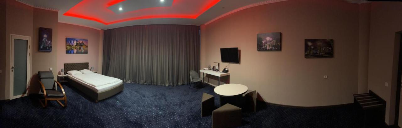 Lex Trend Hotel イルピン エクステリア 写真
