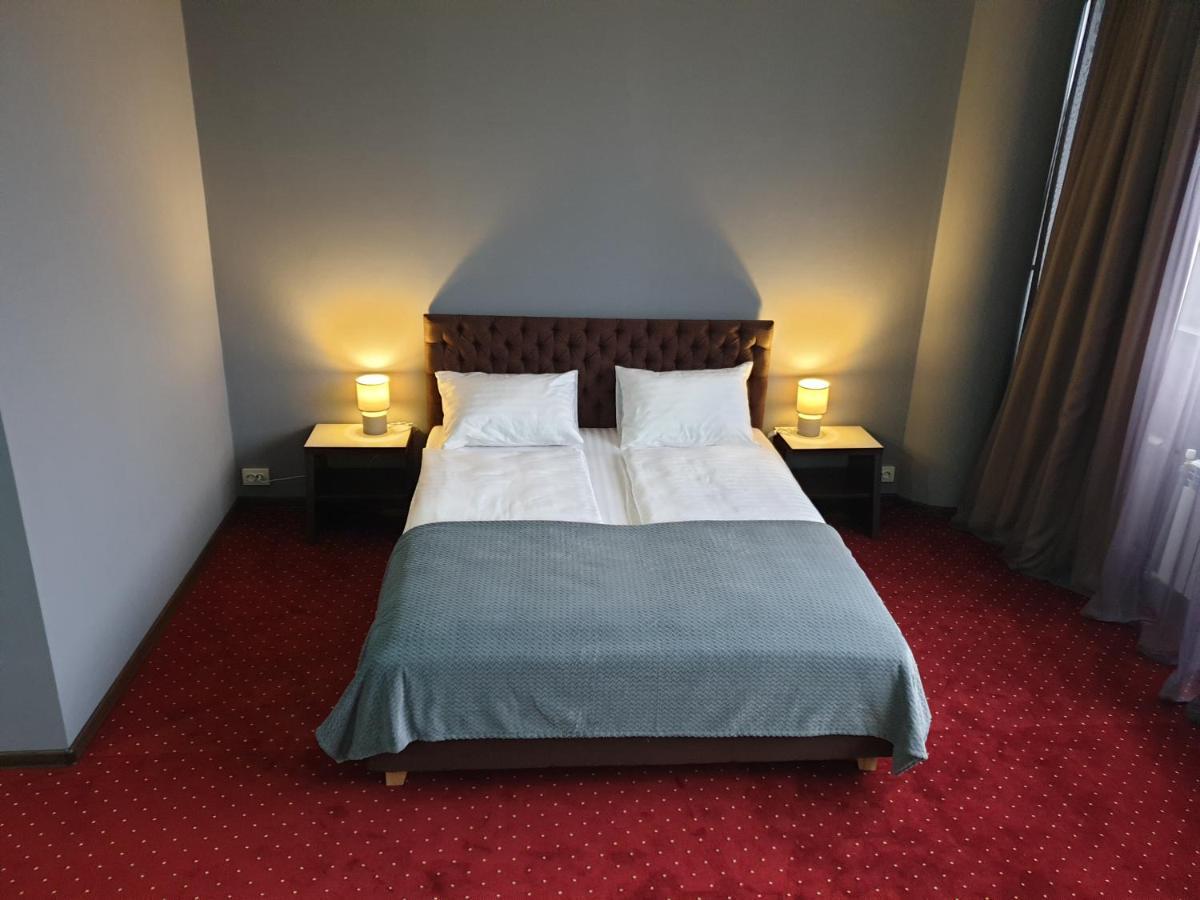 Lex Trend Hotel イルピン エクステリア 写真