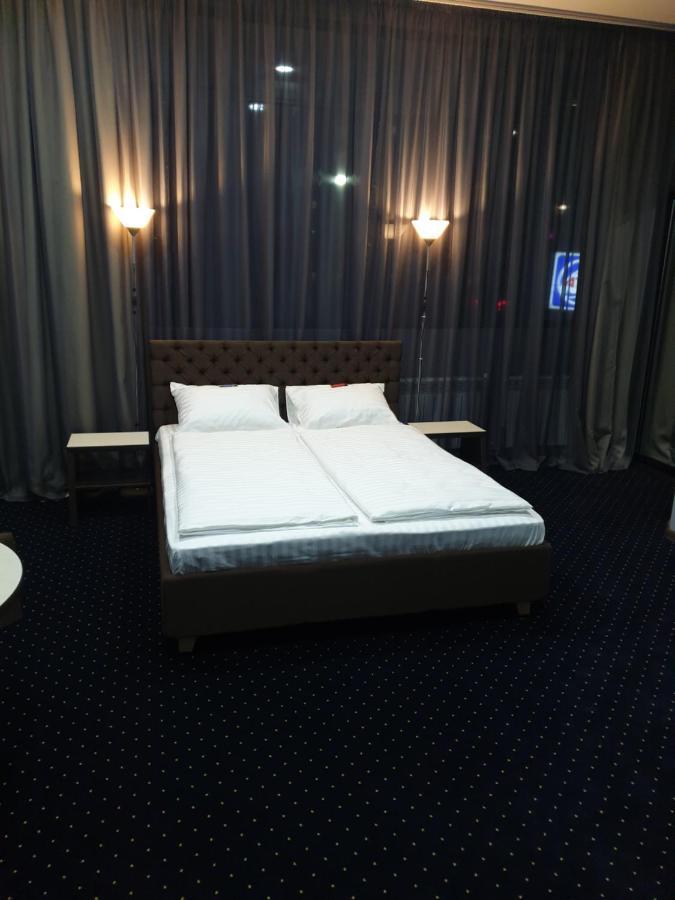 Lex Trend Hotel イルピン エクステリア 写真