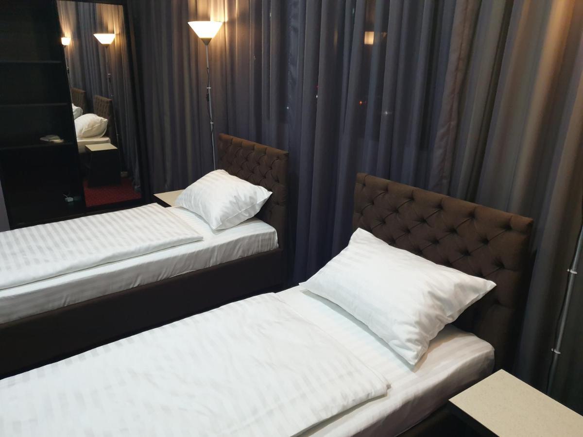 Lex Trend Hotel イルピン エクステリア 写真